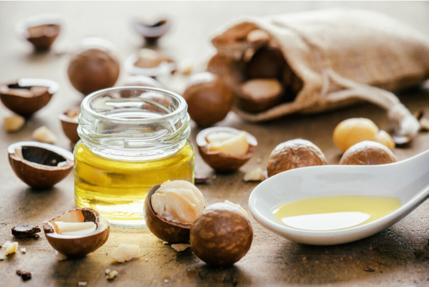 macadamia nuts oil