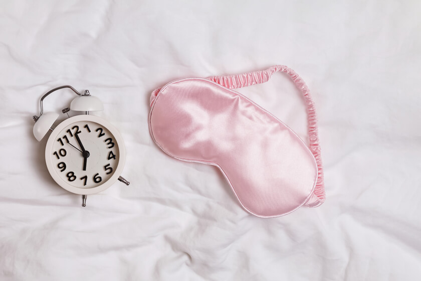slepping mask and clock